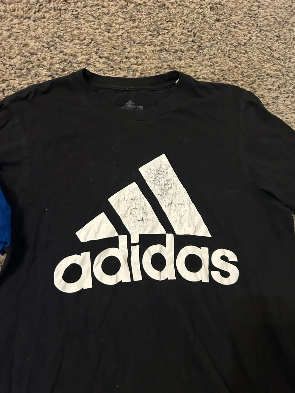 Adidas tshirts men’s size small